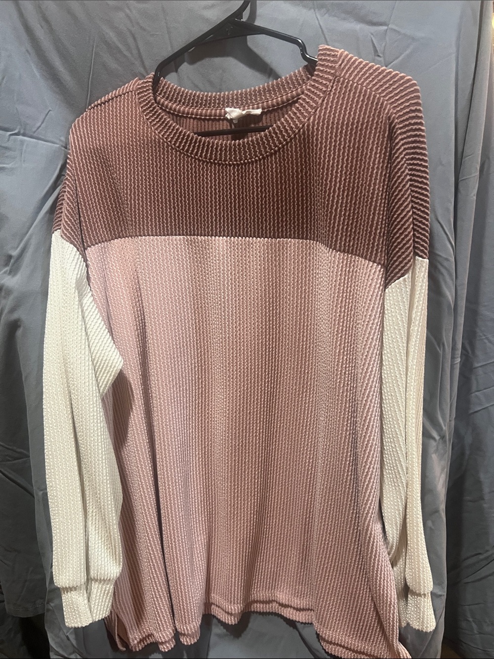 Maurices Colorblock Crewneck Sweater in Mauve, Dusty Rose & Cream